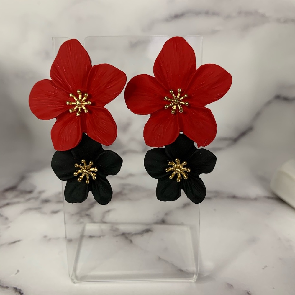 Flower earrings